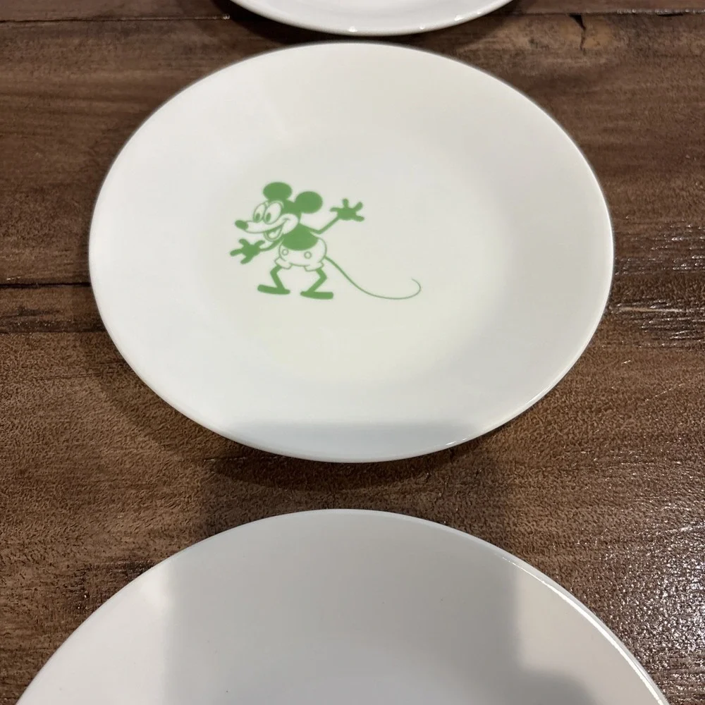 4 Corelle Disney MICKEY MOUSE 6 3/4